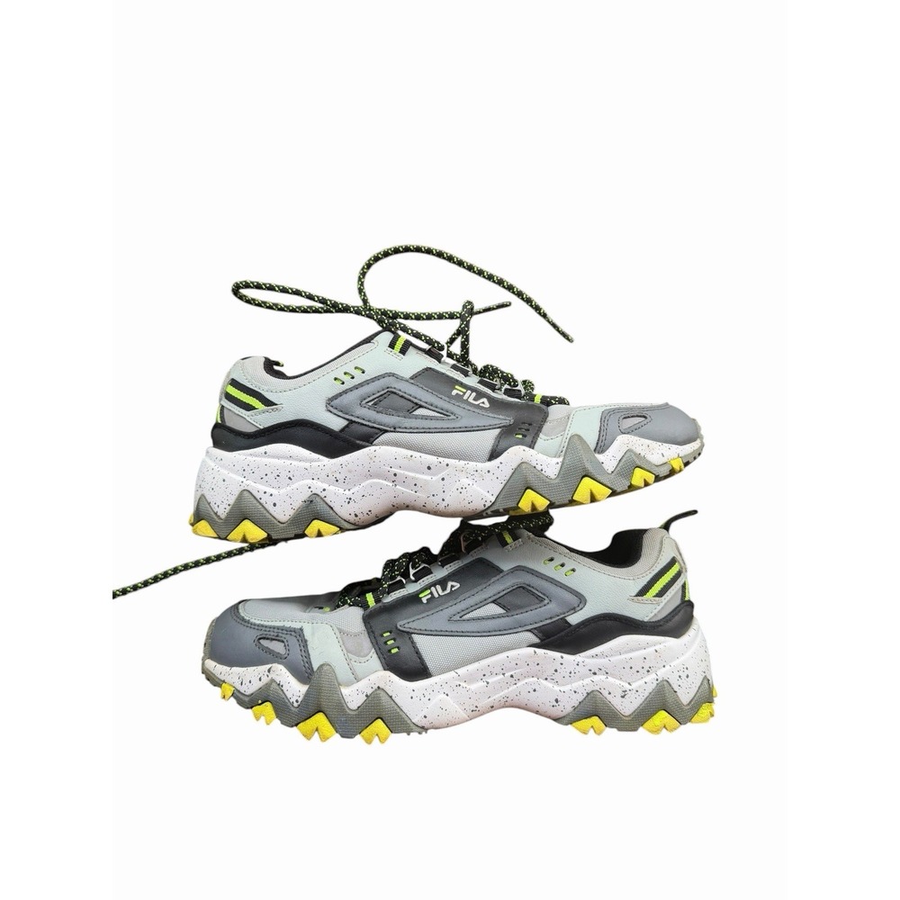 Fila Men's Oakmont TR  Size 8 Trail Shoe